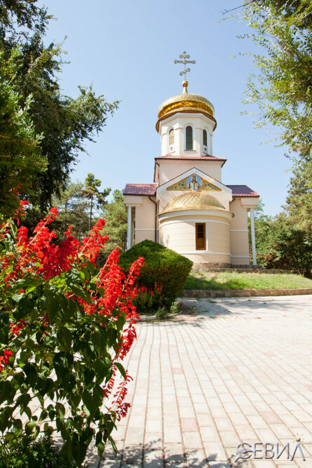 храм-часовня святителя Луки, архиепископа Крымског храм-часовня святителя Луки, архиепископа Крымског