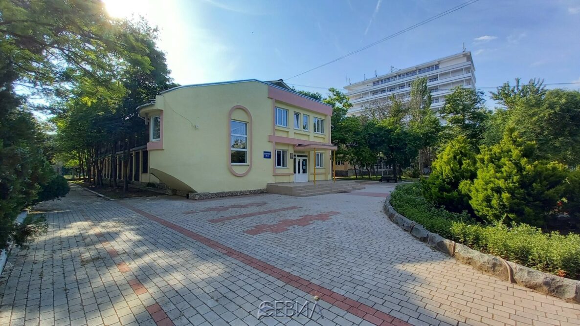 территория возле корпуса 4 территория возле корпуса 4