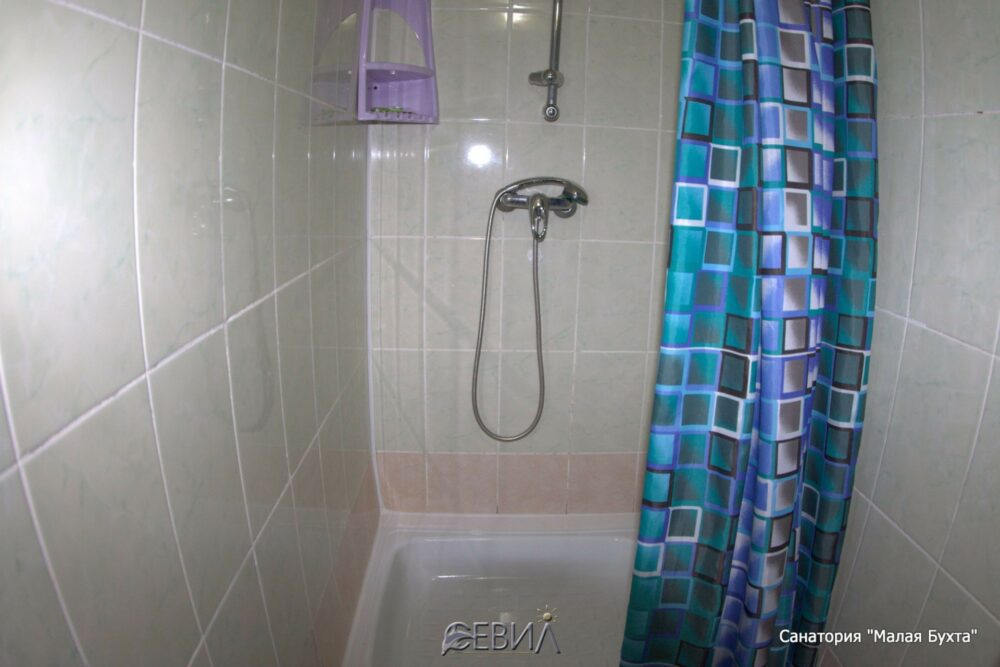 3838-10899.jpg 3838-10899.jpg