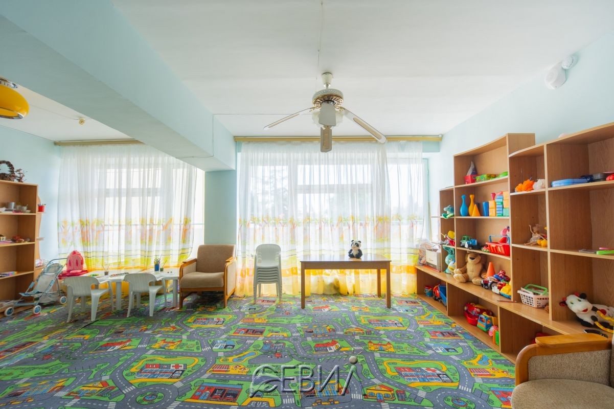 4029-13623.jpg 4029-13623.jpg