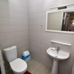 семейный трехкомнатный (санузел).