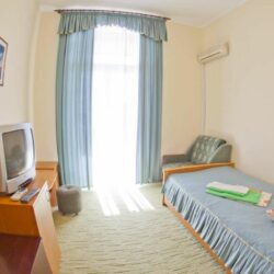 1-комнатный 1-местный номер Юг, корп. №1 (5 этажей, без лифта) 1-комнатный 1-местный номер Юг, корп. №1 (5 этажей, без лифта)